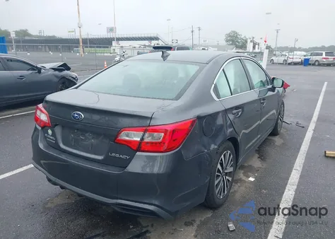 2019 Subaru Legacy 2.5I Premium из США, поврежденный, VIN 4S3BNAF66K3030617
